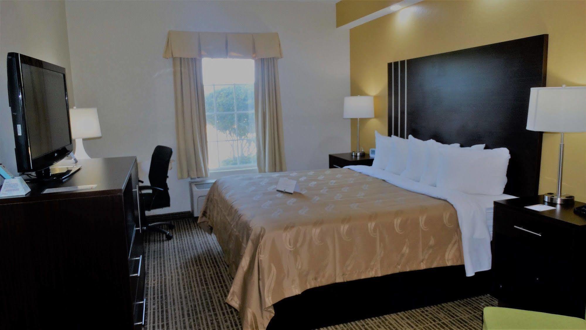 Quality Inn Pooler - Savannah I-95 Экстерьер фото