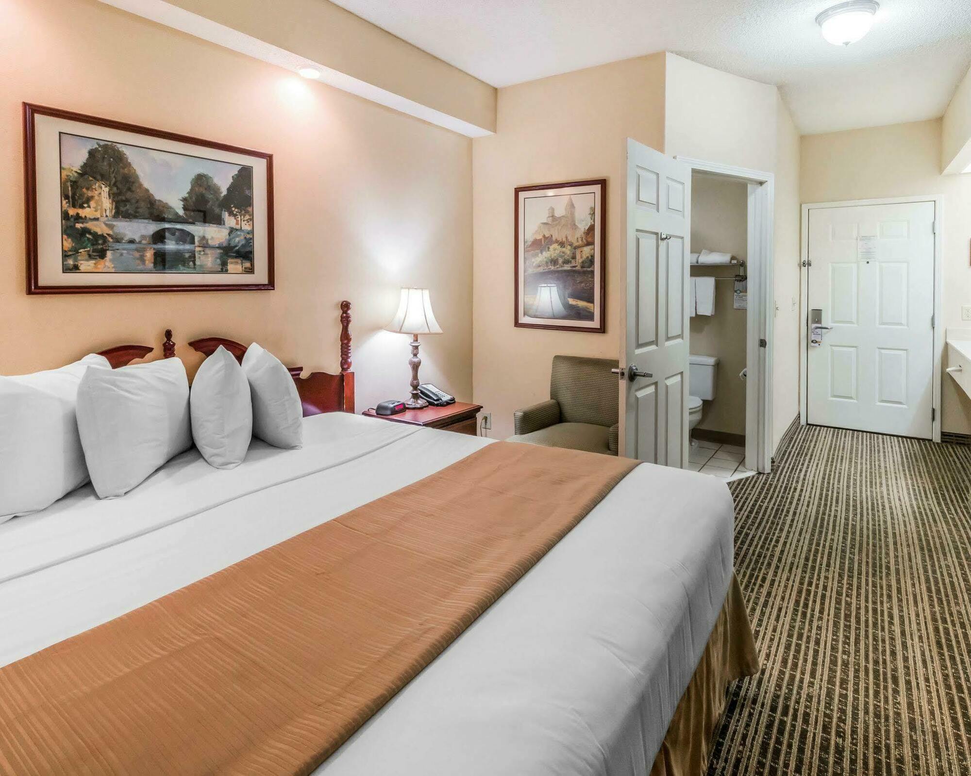 Quality Inn Pooler - Savannah I-95 Экстерьер фото
